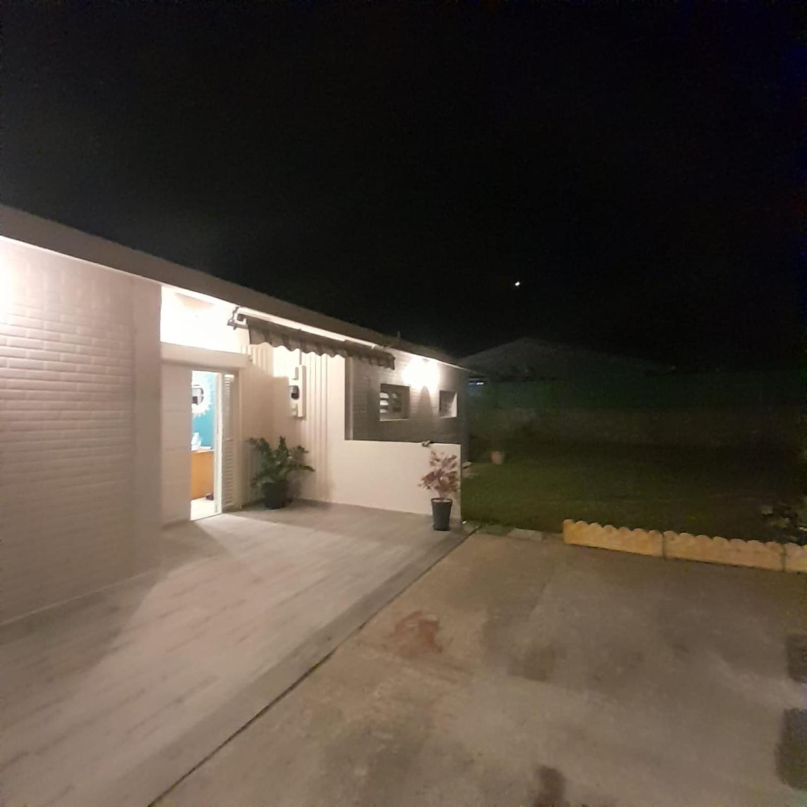 972M Beautiful Air-Conditioned Villa With Garden Le Carbet Exteriör bild